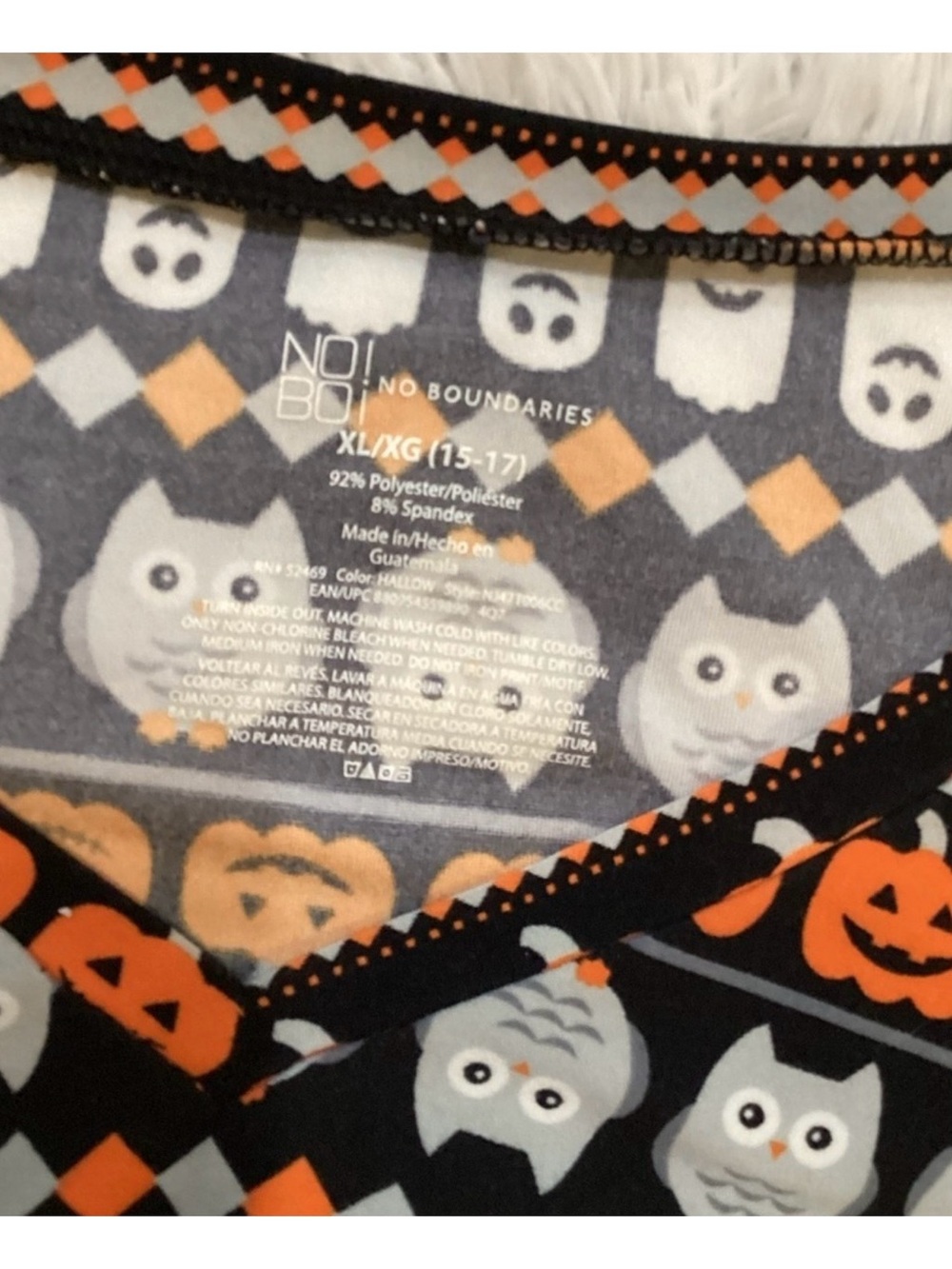 No Boundaries Halloween Print Long Sleeve Tee Size XLarge 15-17 - Picture 7 of 10